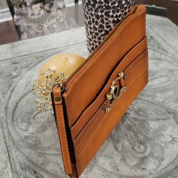 🦁 Pratesi Italian Leather Clutch - Picture 3 of 7